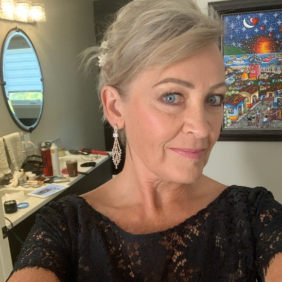 Meet your Posher, Mary - Picture 4 of 16